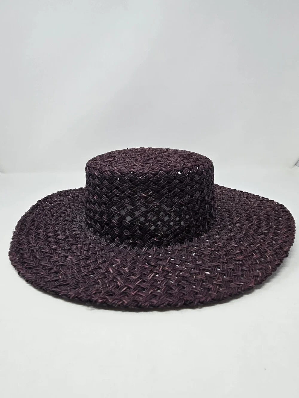 LACK OF COLOR PLUM PURPLE STRAW WOVEN BOATER HAT LARGE BRIM WOMEN MEDIUM RESORT
